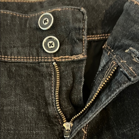 White House Black Market Jean Shorts Classic Design - Picture 3 of 9